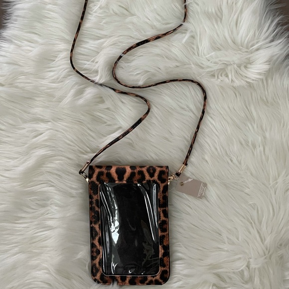 Leopard Crossbody Purse - Picture 4 of 9